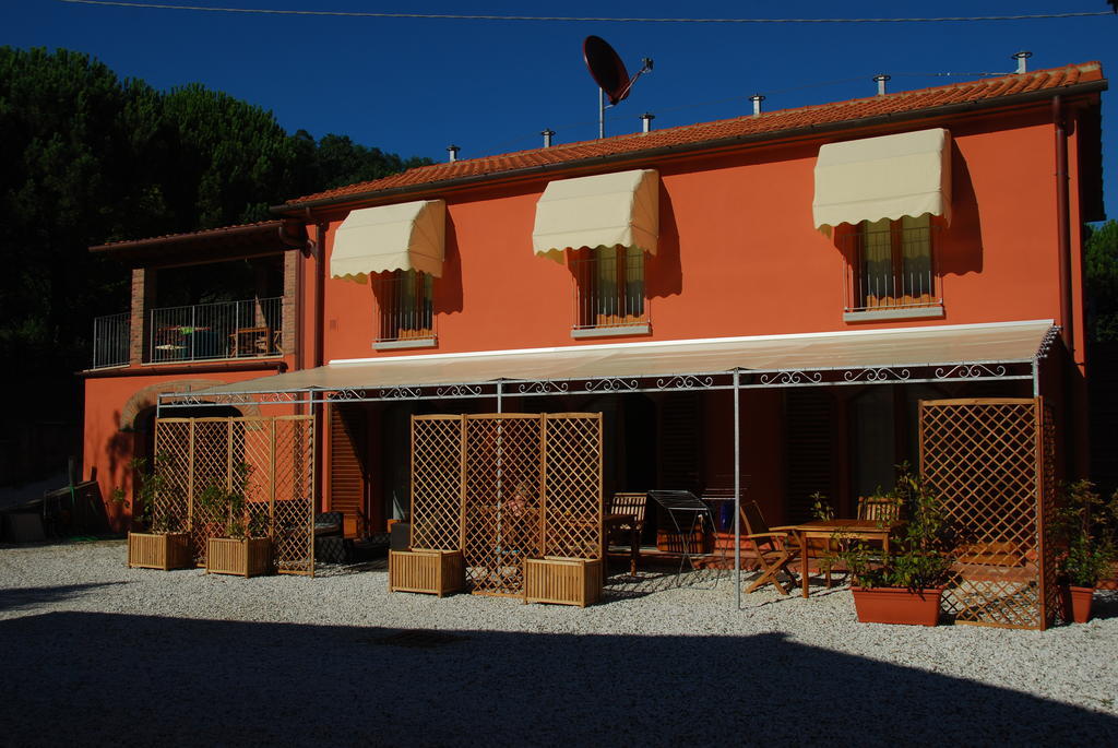 Agriturismo Il Cantastorie Montecatini Terme Zimmer foto